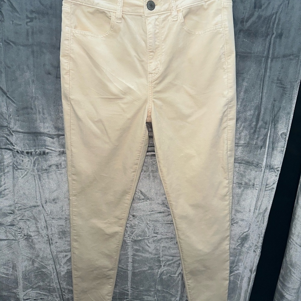 American Eagle Outfitters Cream Velvet Jeggings